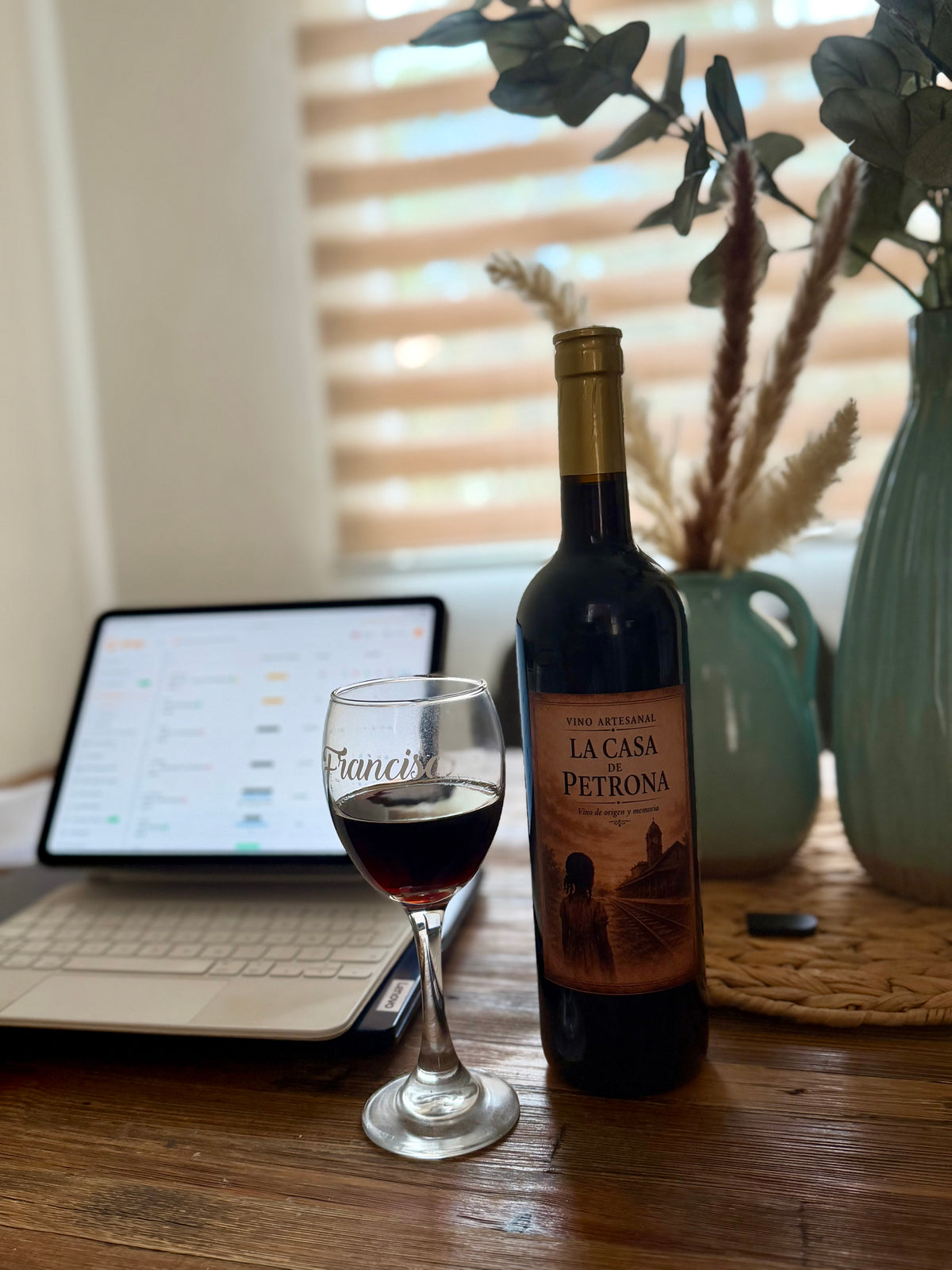 VINO ARTESANAL - LA CASA DE PETRONA